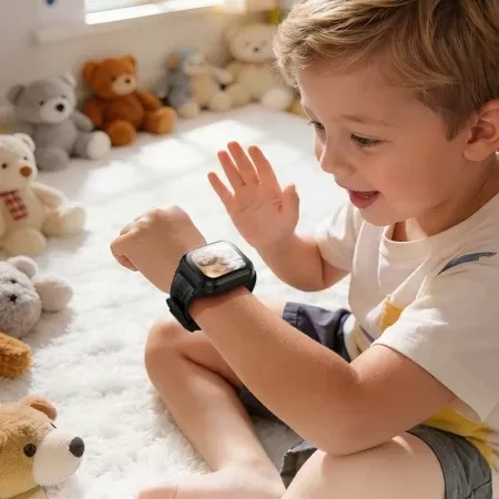 Hoco-Y108-4G-Children-Phone-Watch-–-Love-That-Never-Stops-Watching-7 — HOCO Israel